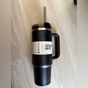 Stanley The Flowstate Quencher H2O Tumbler 30 oz NWT